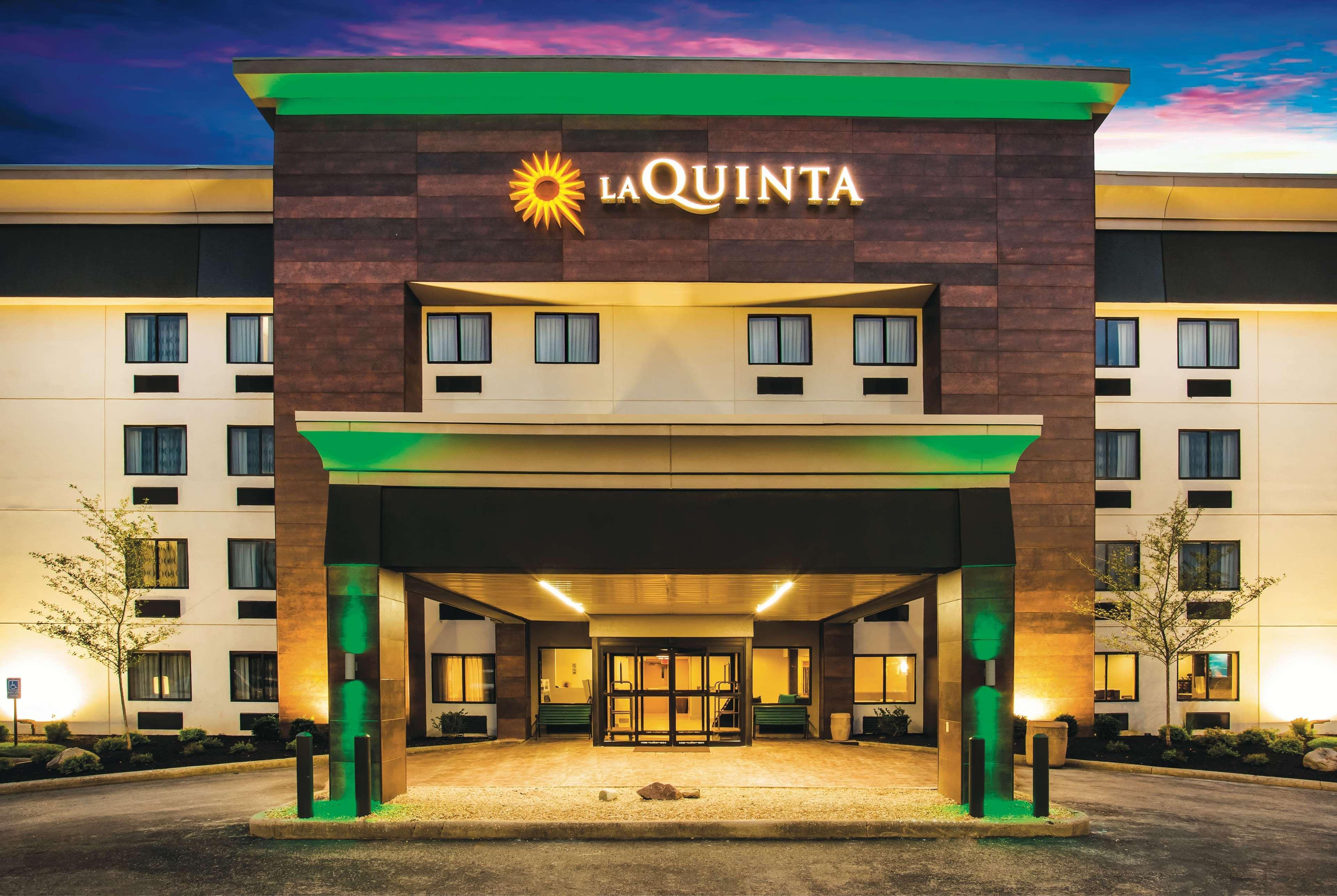 La Quinta by Wyndham Cincinnati NE - Mason Esterno foto