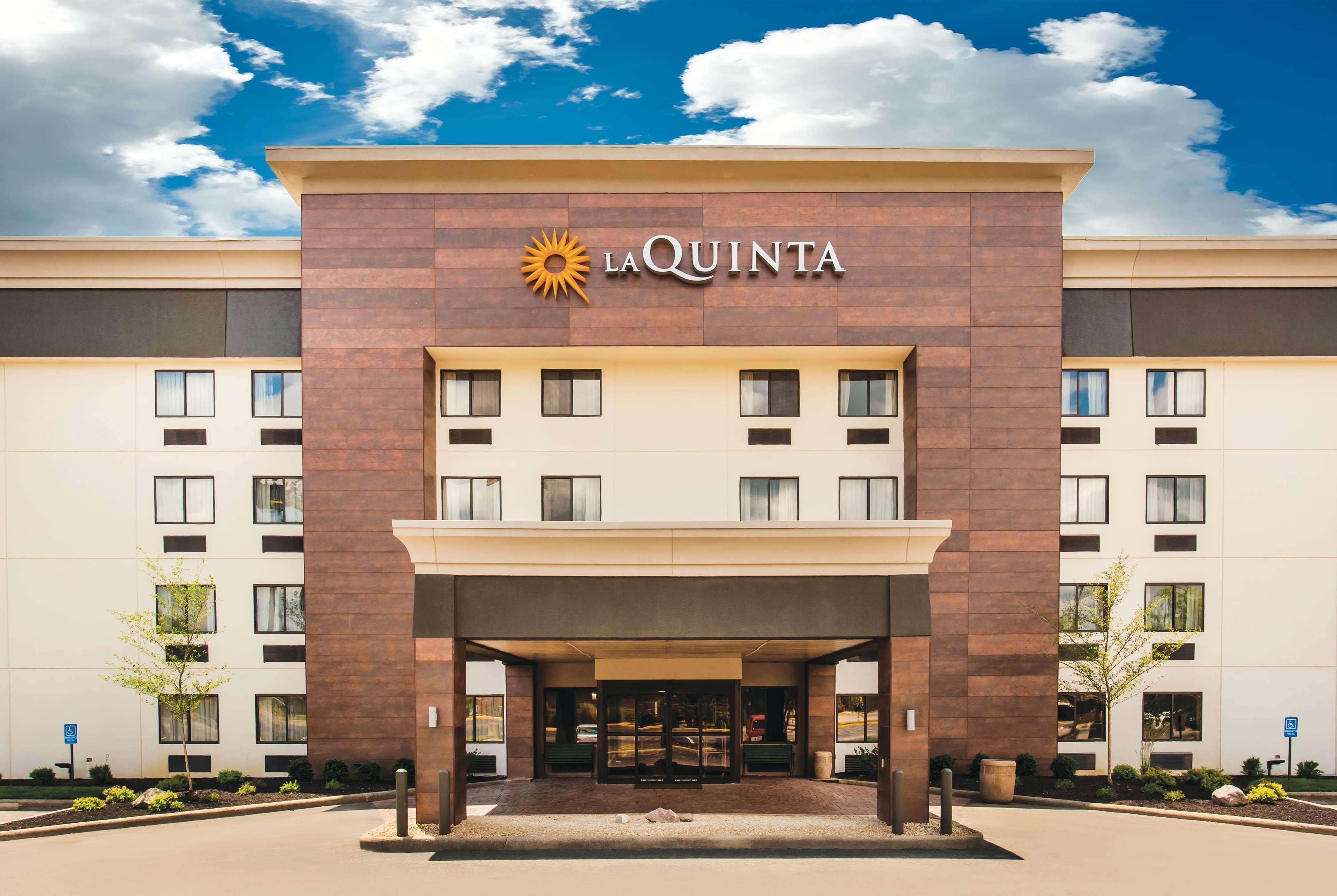 La Quinta by Wyndham Cincinnati NE - Mason Esterno foto