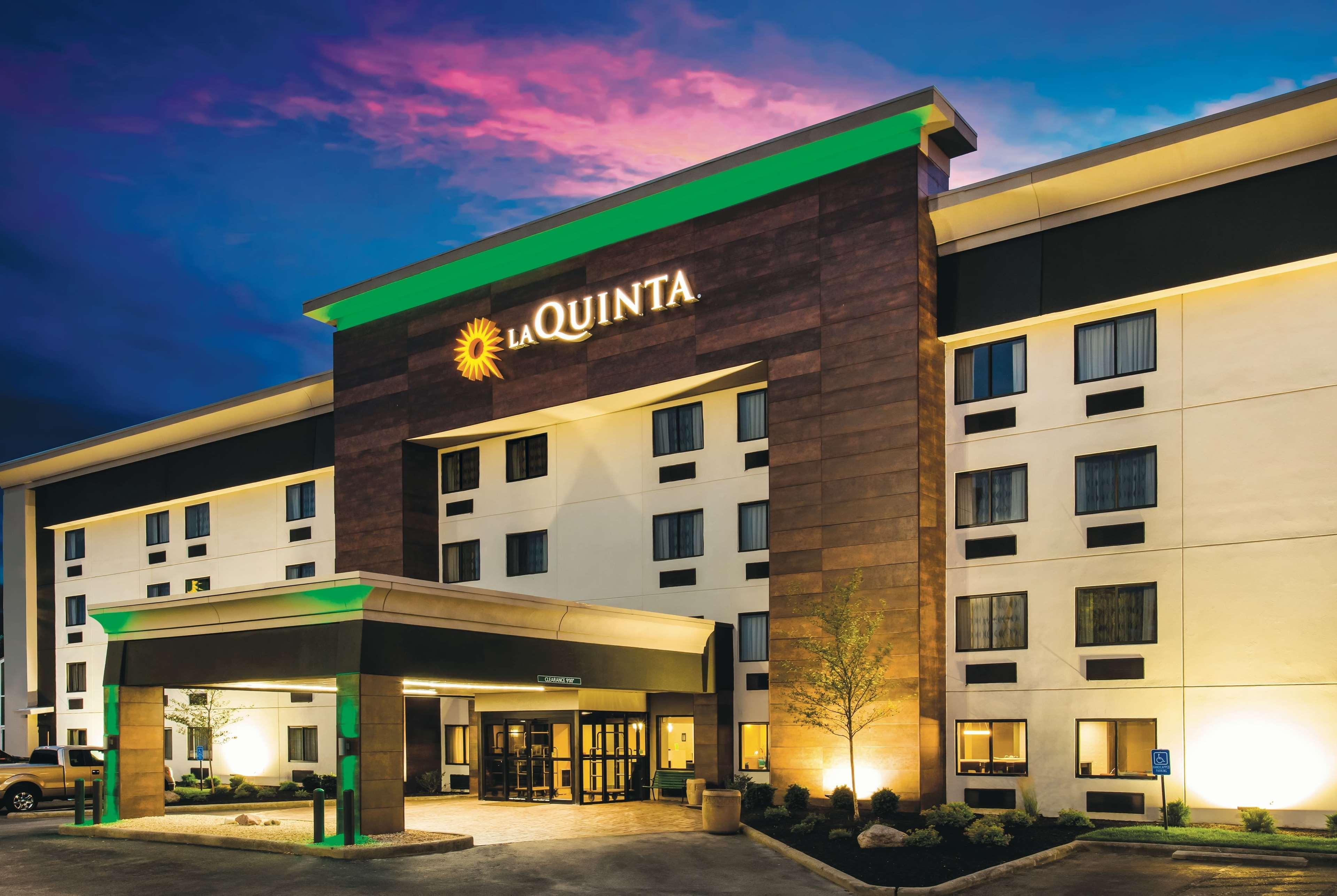 La Quinta by Wyndham Cincinnati NE - Mason Esterno foto