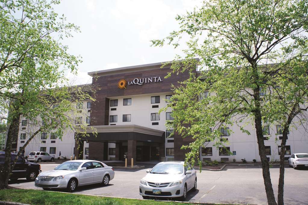 La Quinta by Wyndham Cincinnati NE - Mason Esterno foto